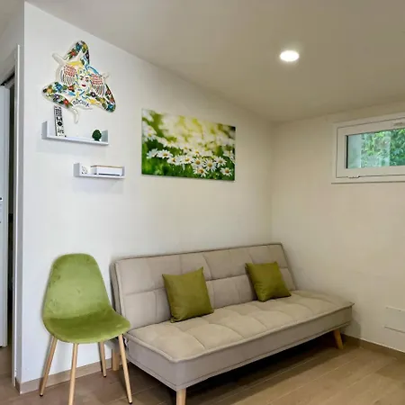 Noemi - Pochi Passi Dal Mare * Cava dʼAliga