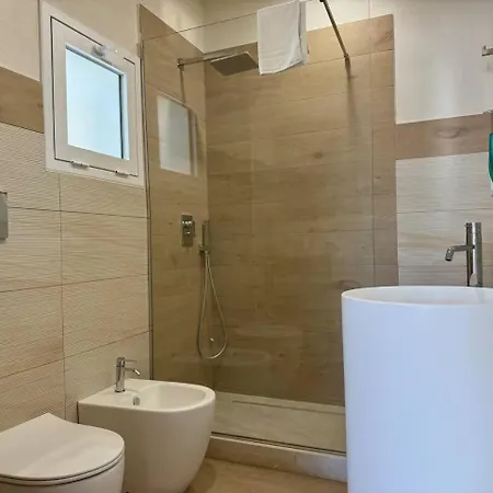 Noemi - Pochi Passi Dal Mare * Cava dʼAliga