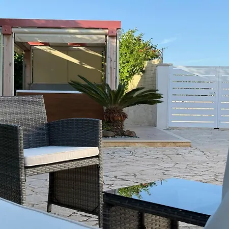 Villa Noemi - Pochi Passi Dal Mare Cava dʼAliga