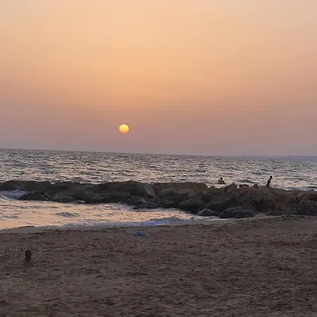 Noemi - Pochi Passi Dal Mare Cava dʼAliga